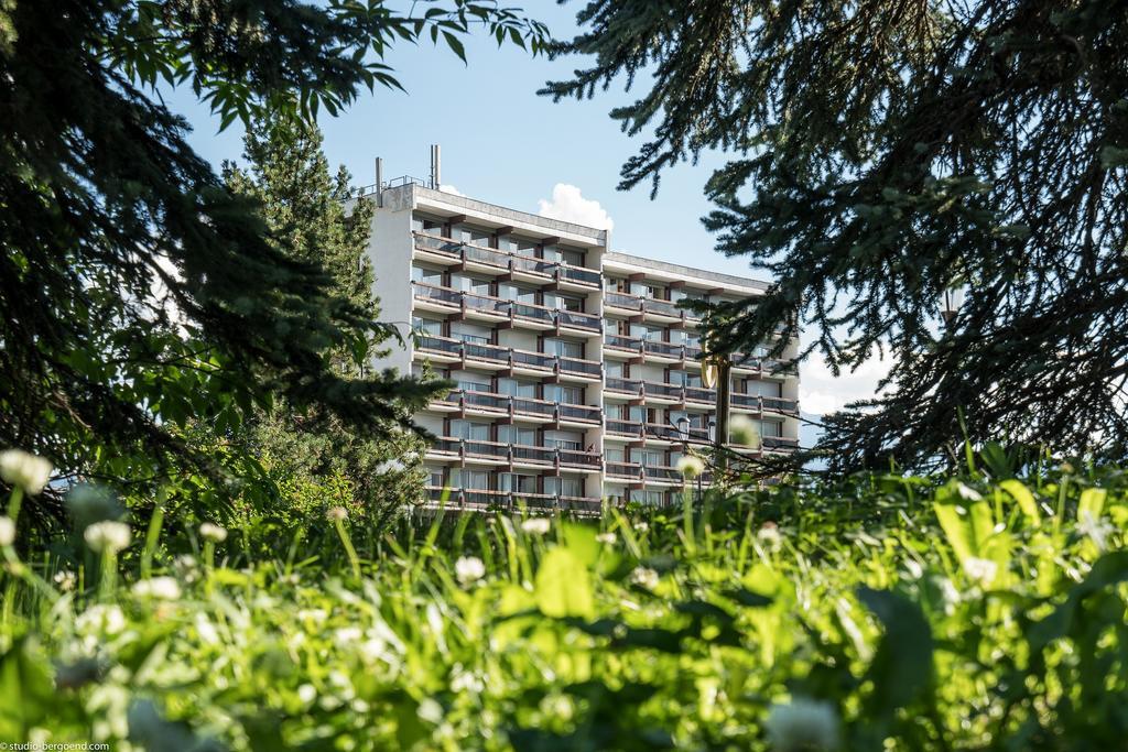 Residence Pierre & Vacances Les Ecrins Courchevel Exterior photo